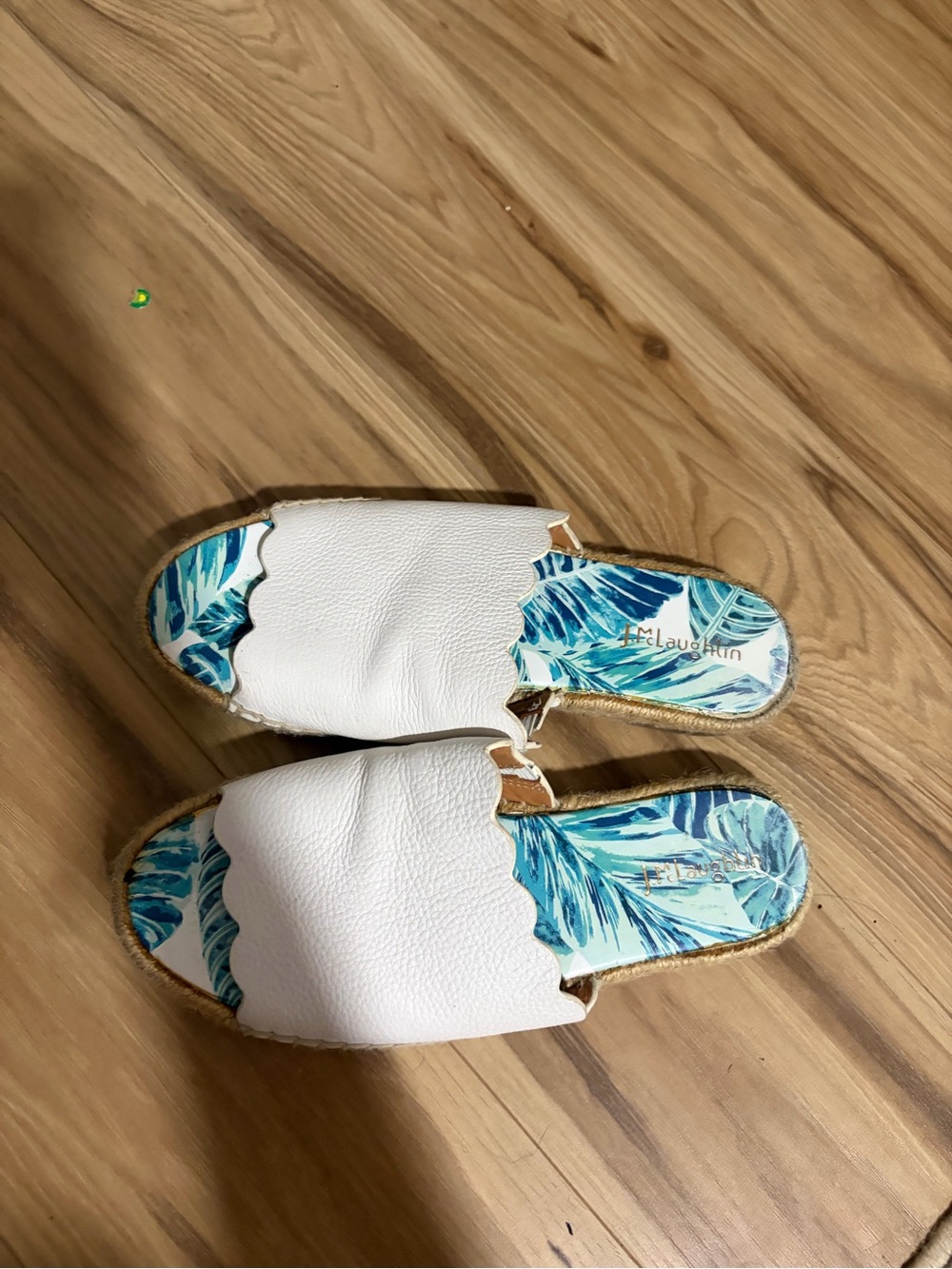 White Scallop Leather Espadrille Slides - Women - Picture 2 of 3